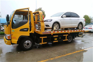 乌苏附近拖车救援24小时服务热线